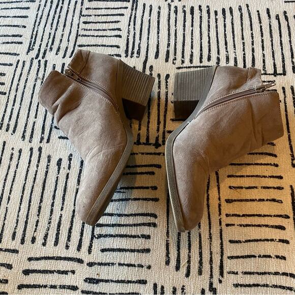 Bamboo Beige Ankle Boot Block Heel Women's Shoe Size 10 - Picture 4 of 7